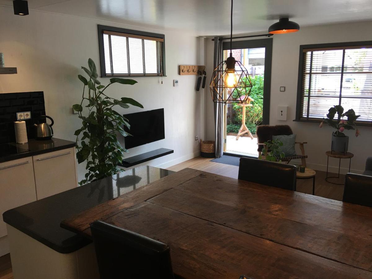 Annadora House - Private Parking Appartement